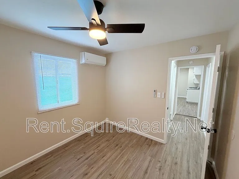 355 S Aspan Ave #MIDDLE HOUSE — Photo 20