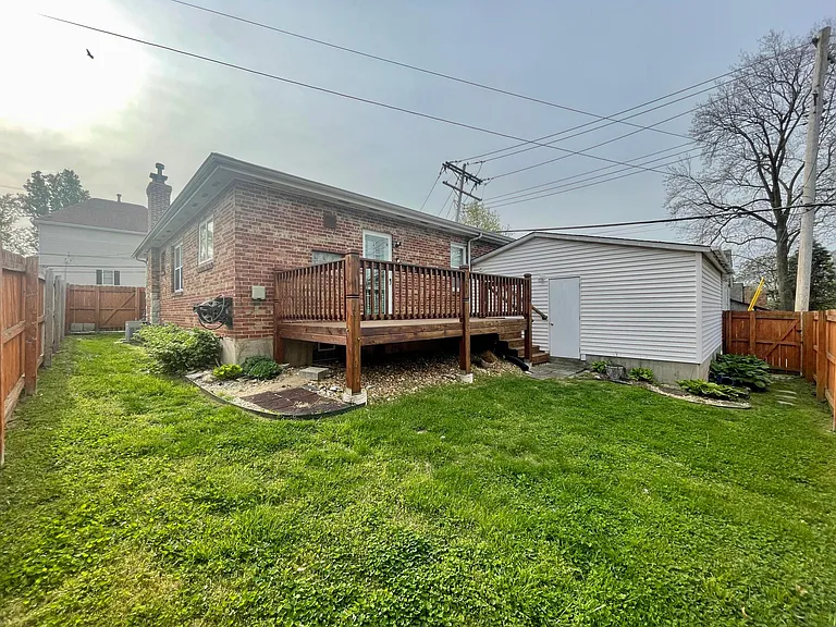 1131 Kraft St — Photo 29
