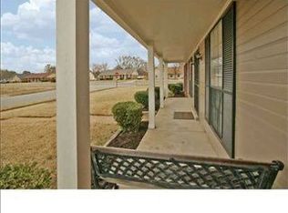 3812 Isleworth Dr, Memphis, TN 38125