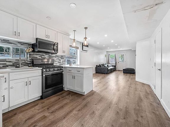 5th image of 46 Rutherford Pl