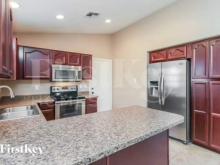 4270 E Amarillo Dr — Photo 7
