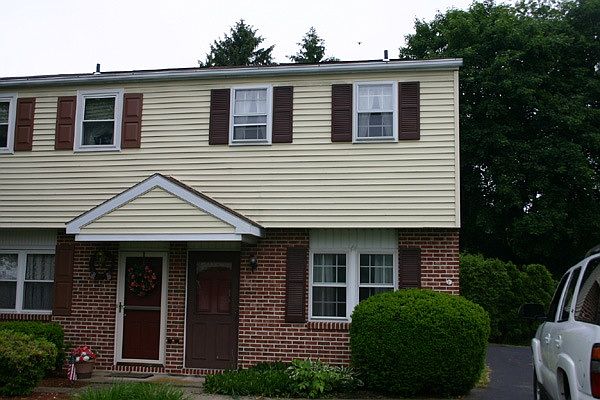 1st image of 3020 Millstone Dr