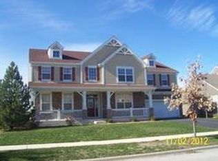 350 Copper Springs Ln, Elgin, IL 60124