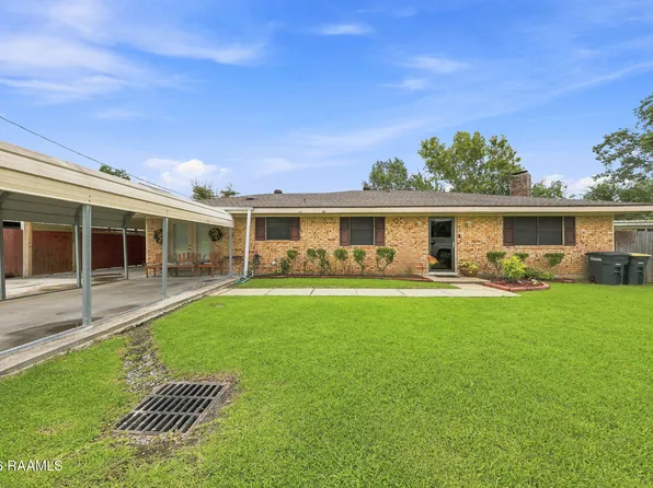 525 Fontelieu Dr, New Iberia, LA 70560