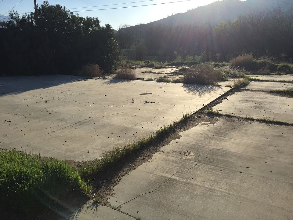 2nd image of 2629 Lucerne Way