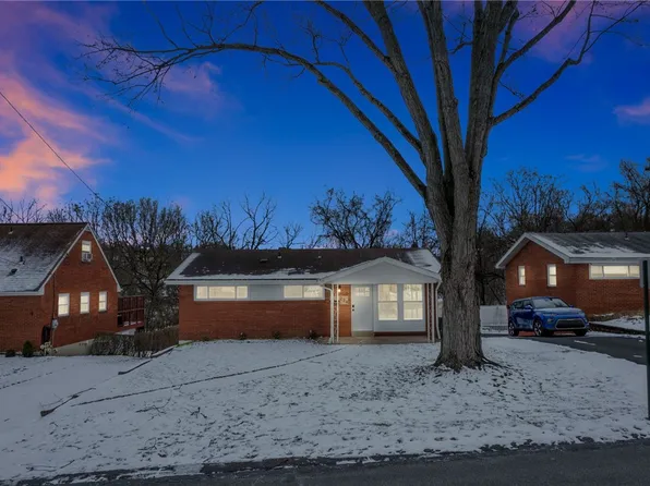 234 Woodridge Dr, Carnegie, PA 15106