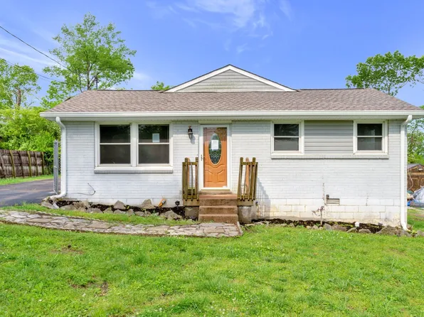 106 River Rd, Hendersonville, TN 37075