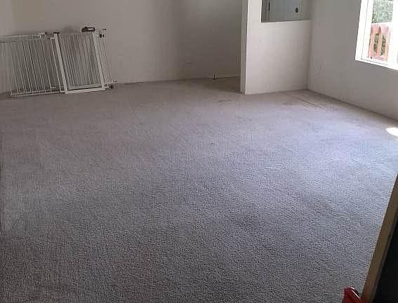 5th image of 3510 Earl Ave NE