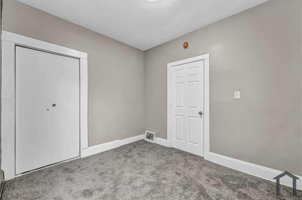 2 bed, 704 sqft, $1,050 — Photo 3