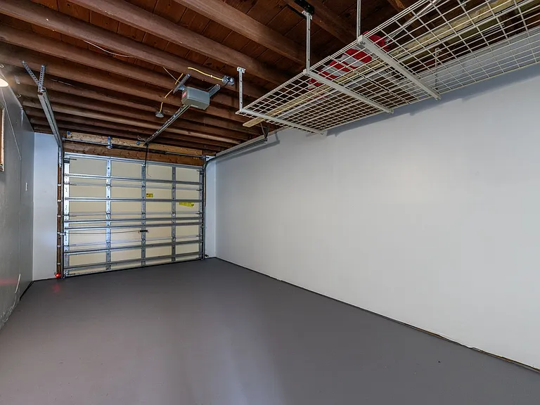 927 W Olympia Ave — Photo 33