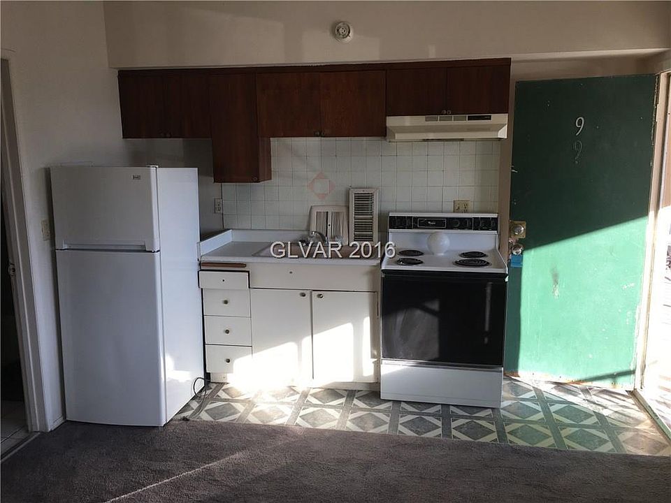 1st image of 406 E Naples Dr APT 9