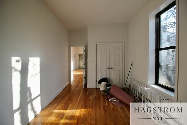 Rented by Hagstrom Management Inc | media 11