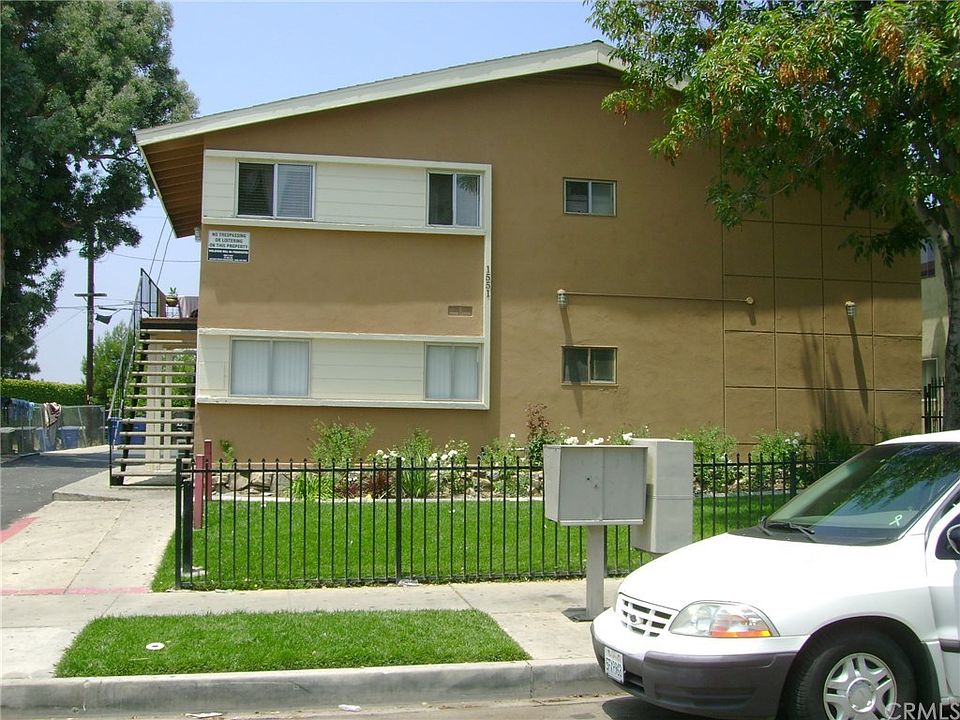 1st image of 1551 N Hope Ave APT C