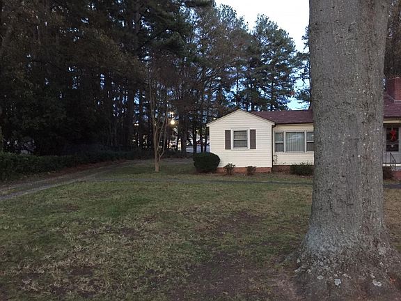 3rd image of 1713 Fairfield Dr