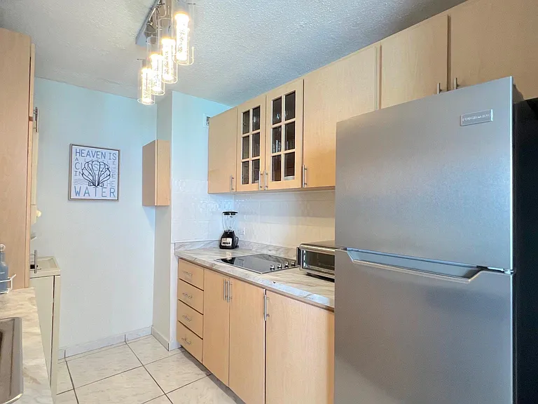 4745 Avenue Isla Verde — Photo 9