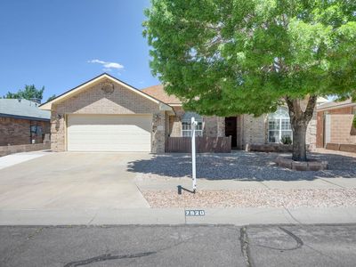 7520 Rosette Dr NW, Albuquerque, NM, 87120