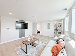 1363 W 35th St #9, Los Angeles, CA 90007
