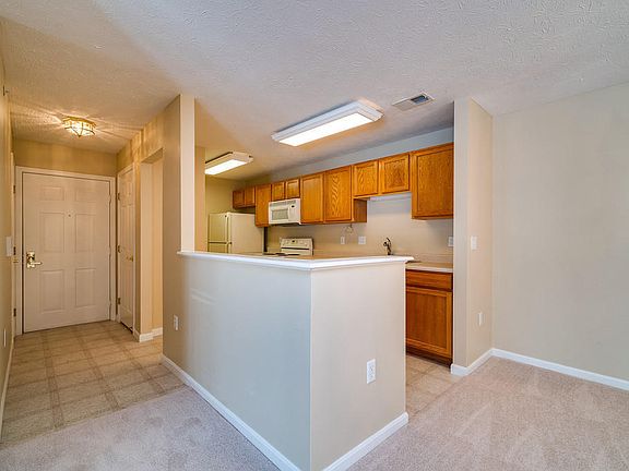 3rd image of 3126 Alexander Pl
