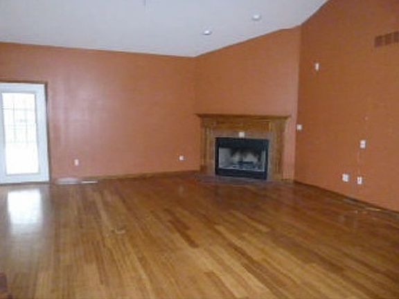 2nd image of 1309 Saddlewood Dr