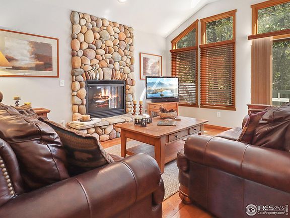 5th image of 658 Park River Pl