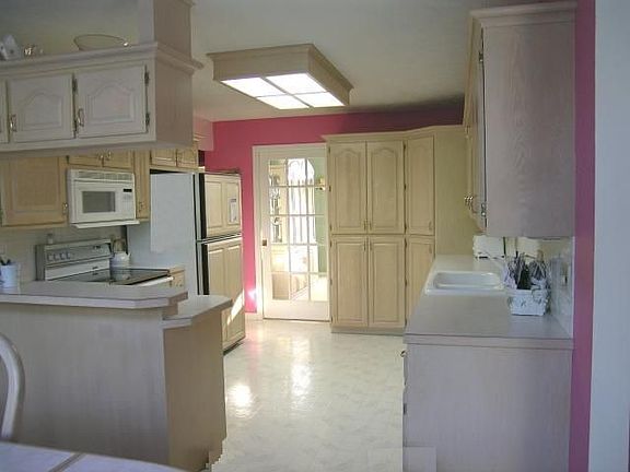 Large Kitchen