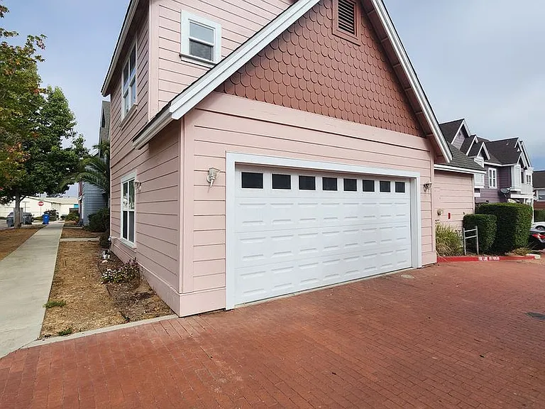 521 Adina Way — Photo 1