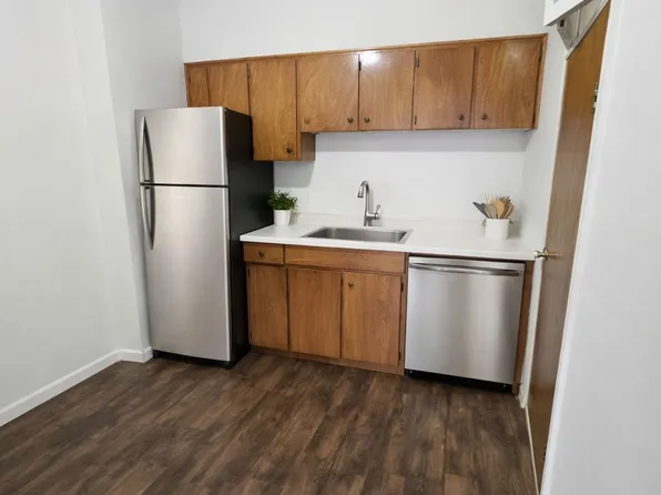 381 Dundas St E, Toronto, ON M5A 2A6