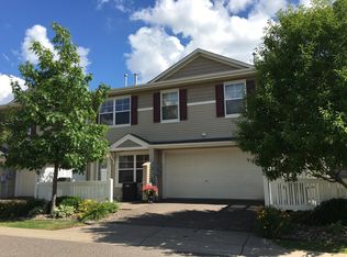 10819 Kingsfield Ln, Woodbury, MN 55129
