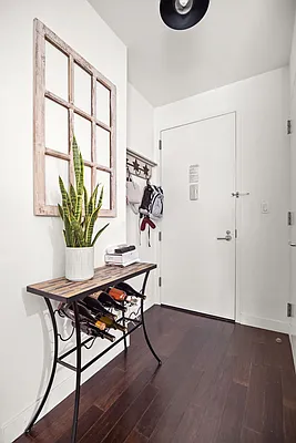 Rented by Compass | media 10