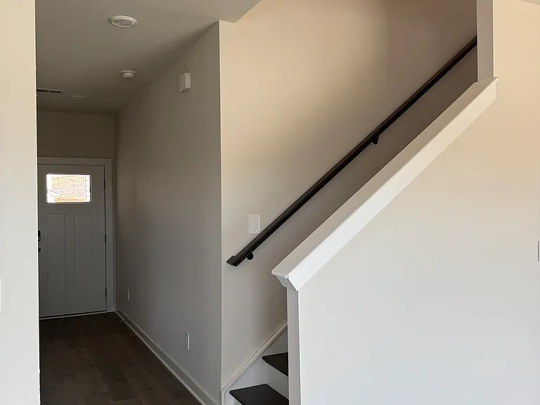 1314 Bluffton Cir — Photo 11