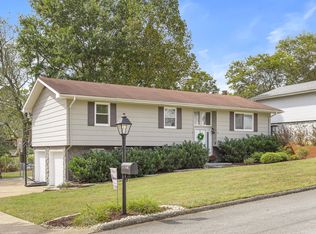 1412 Caramel Cir, Hixson, TN 37343