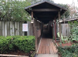 4304 Sherwood Ln #102, Houston, TX 77092