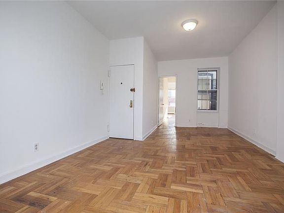 5th image of 403 W 21st St APT 5W