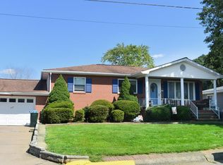 117 E Madison St, Paden City, WV 26159