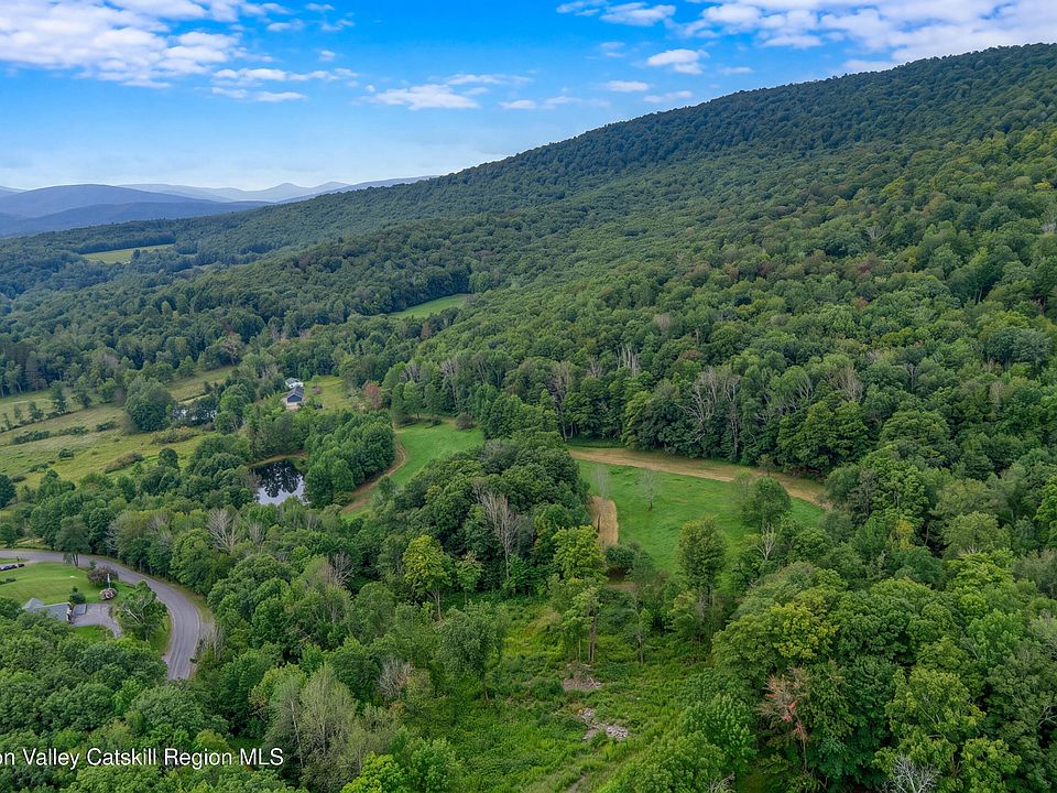 1st image of 2569 Bragg Hollow Road