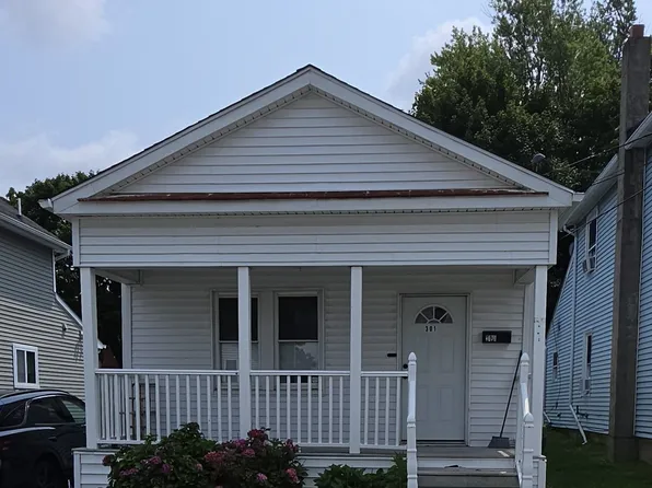 301 Center St, Landing, NJ 07850