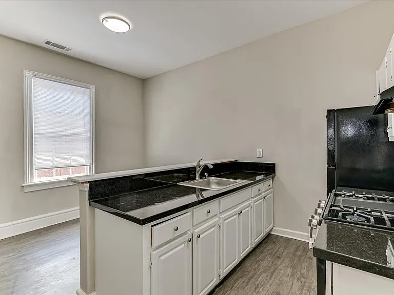 256 Walker St — Photo 14