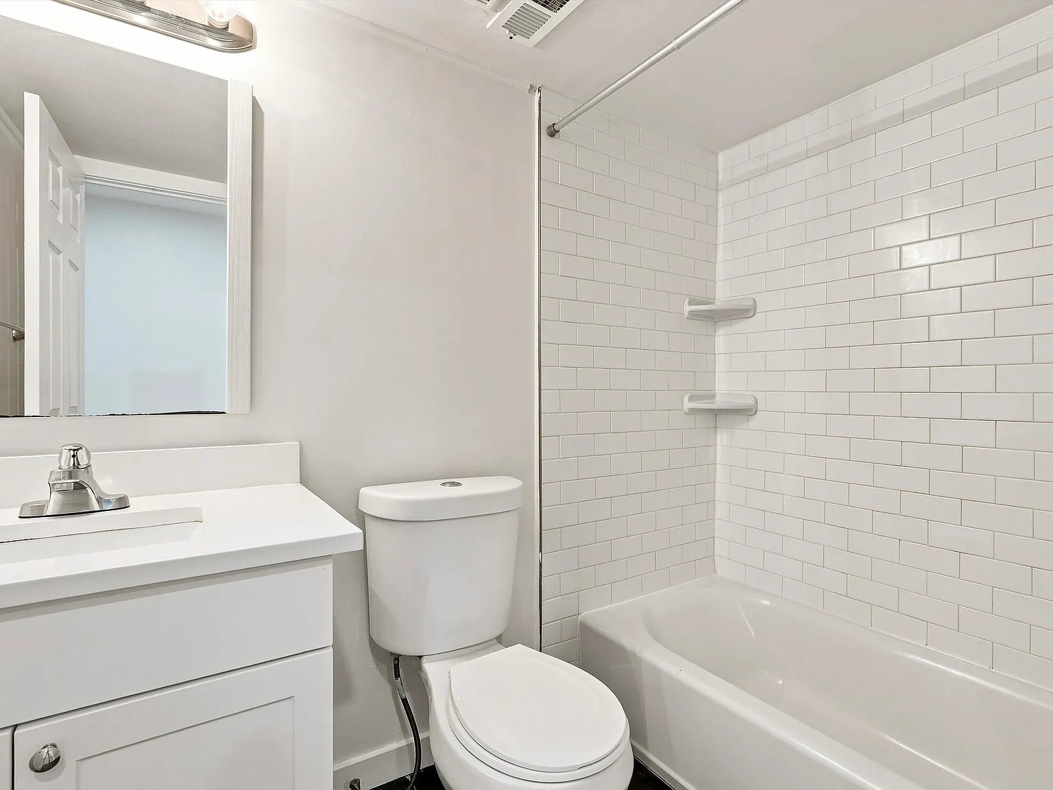 2 bed, $2,150 — Photo 2