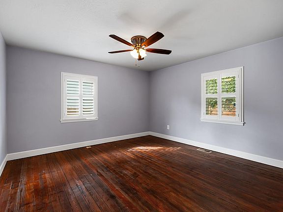 4th image of 420 S Florence Ave