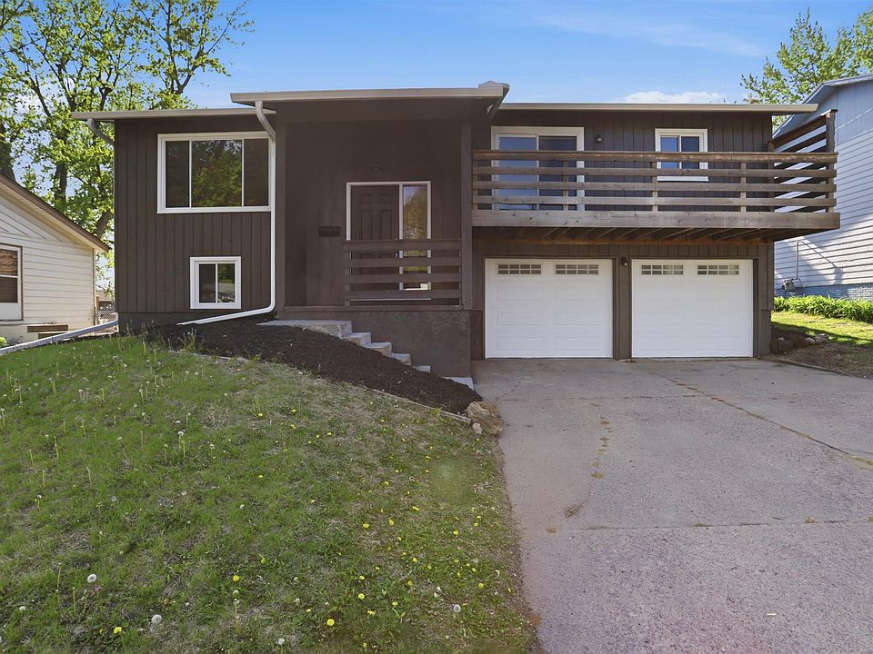 1st image of 937 S Harrington Ave