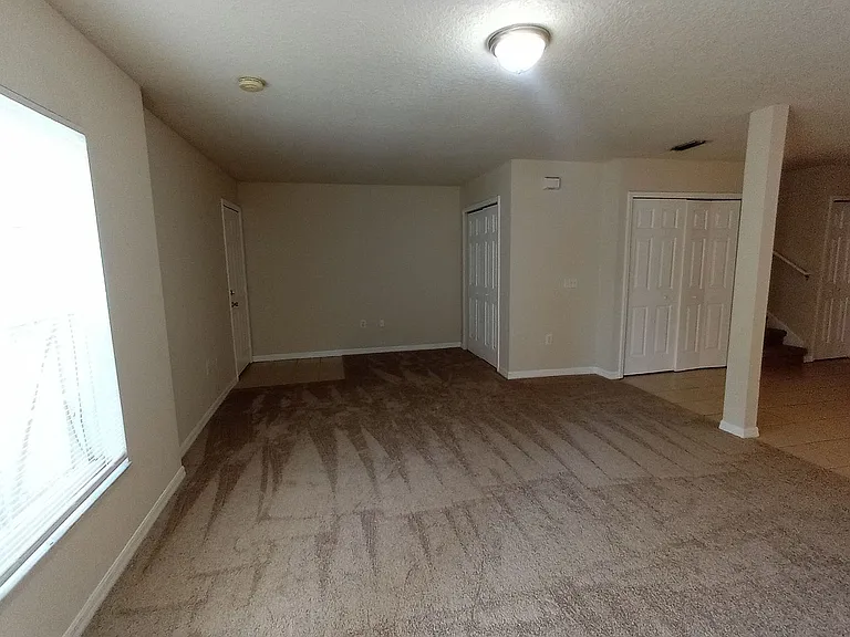 880 E Columbia Ave — Photo 5