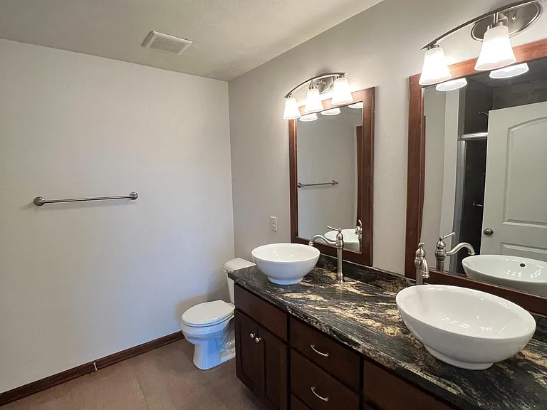 2605 W Sudbury St — Photo 51