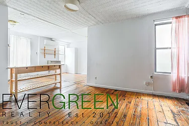 Rented by Evergreen Apartments BK