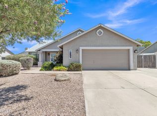 2911 E Leland St, Mesa, AZ 85213