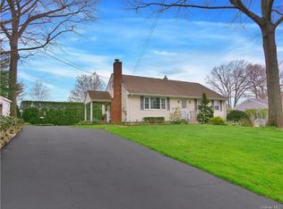 37 Fredric St, Nanuet, NY 10954
