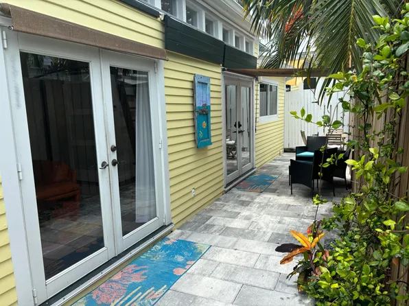 927 Thomas St APT 3, Key West, FL 33040