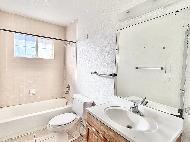 2717 Idalia Ave #B-1 — Photo 10