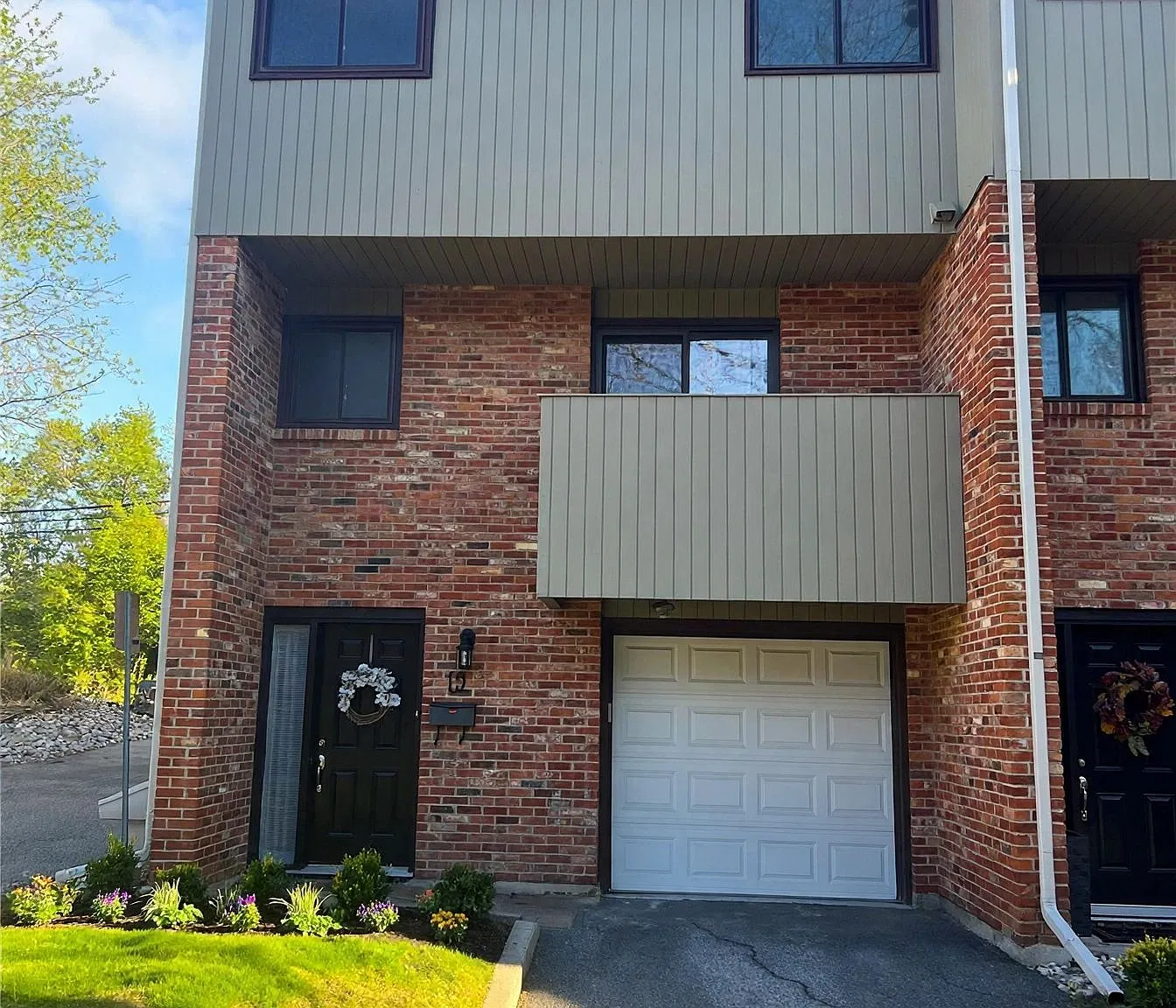 3 bed, $2,650 — Photo 1
