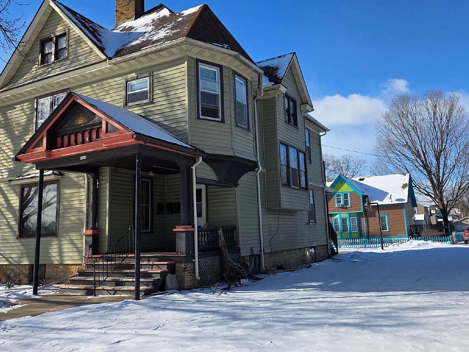 1st image of 1003 N Appleton St Unit 2