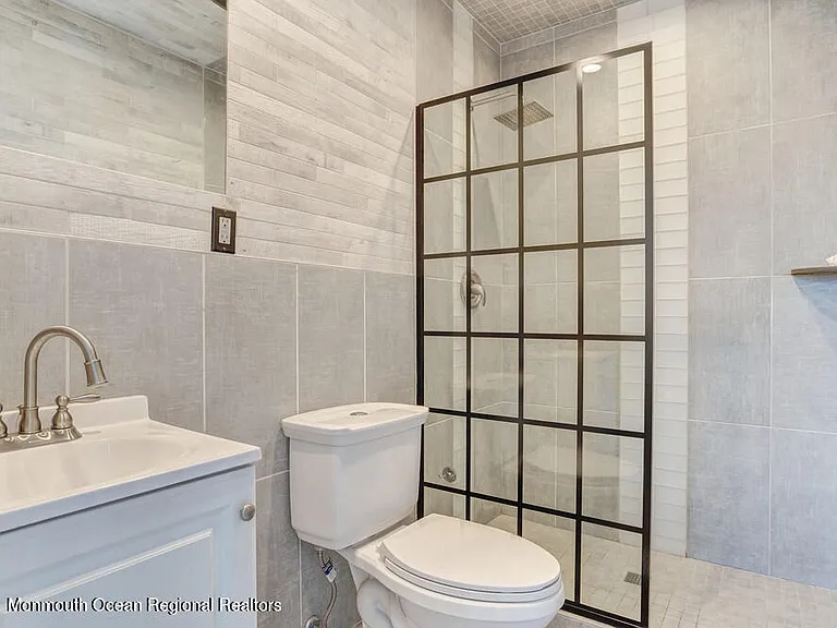 903 Ocean Ave #1 — Photo 7